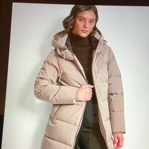 DKNY Women's Beige Hooded Puffer Coat